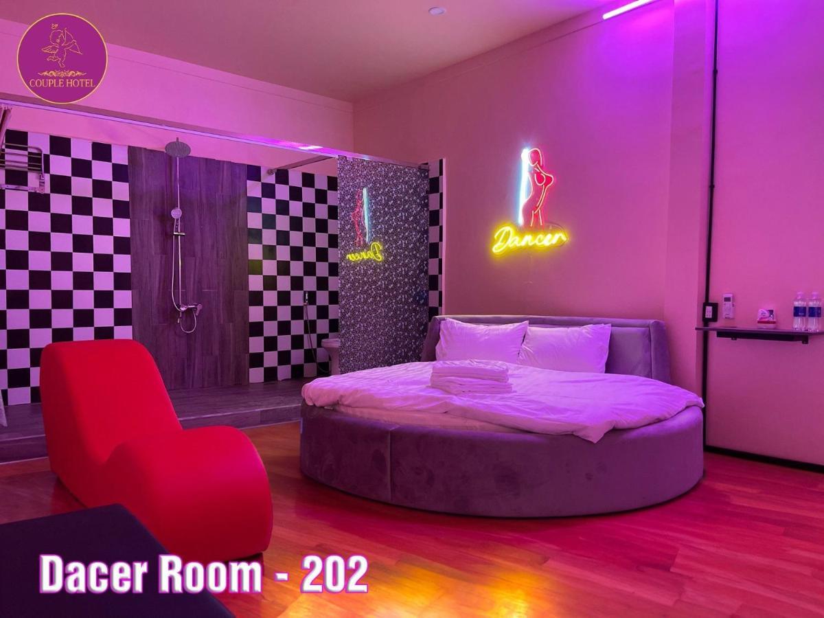Couple Hotel - Khach San Tinh Yeu Buon Ko Sir Экстерьер фото