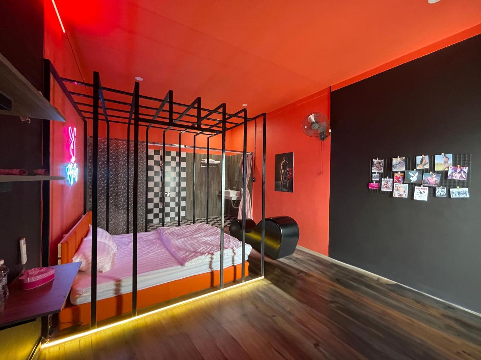 Couple Hotel - Khach San Tinh Yeu Buon Ko Sir Экстерьер фото